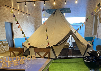 カジュアルゾーン