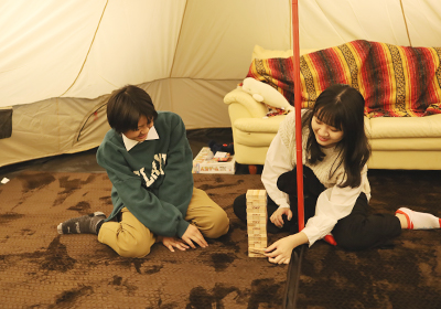 カジュアルゾーン