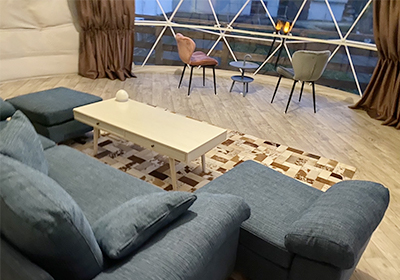 ドームテント中の様子